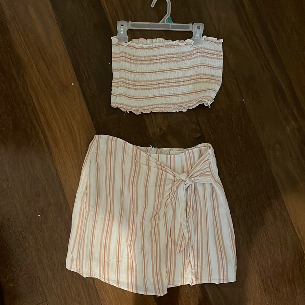 American threads two piece set strapless top & skirt
